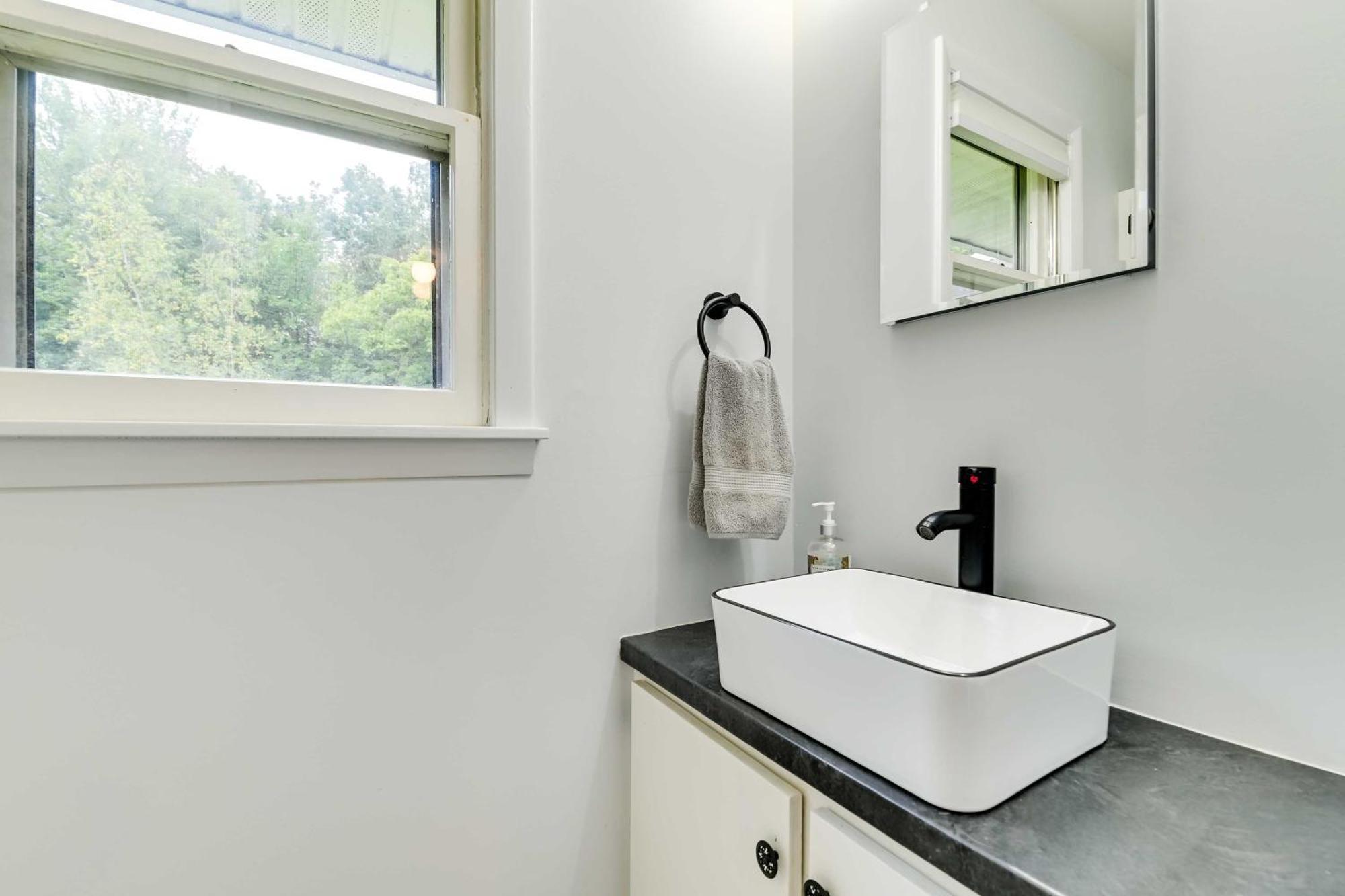 Modern Studio Less Than 13 Mi To Saratoga Racetrack! Ballston Spa Extérieur photo
