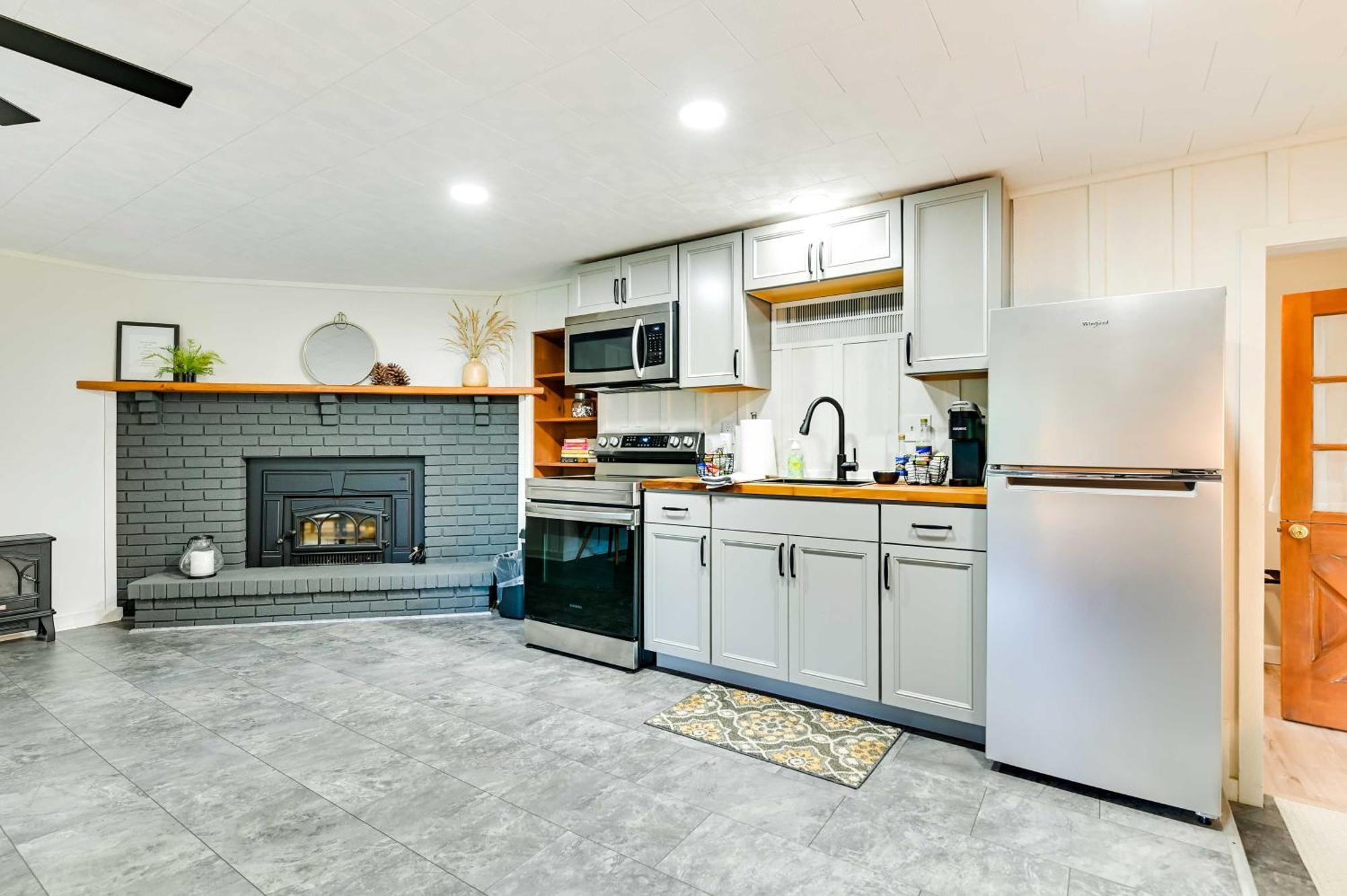 Modern Studio Less Than 13 Mi To Saratoga Racetrack! Ballston Spa Extérieur photo